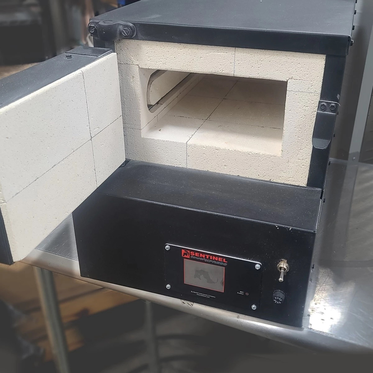 READY-SHIP KnifeDogs™ Heat Treating Oven With Sentinal TouchXpress - OPEN BOX - Image 6