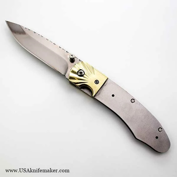 Liner Lock Folder SM30